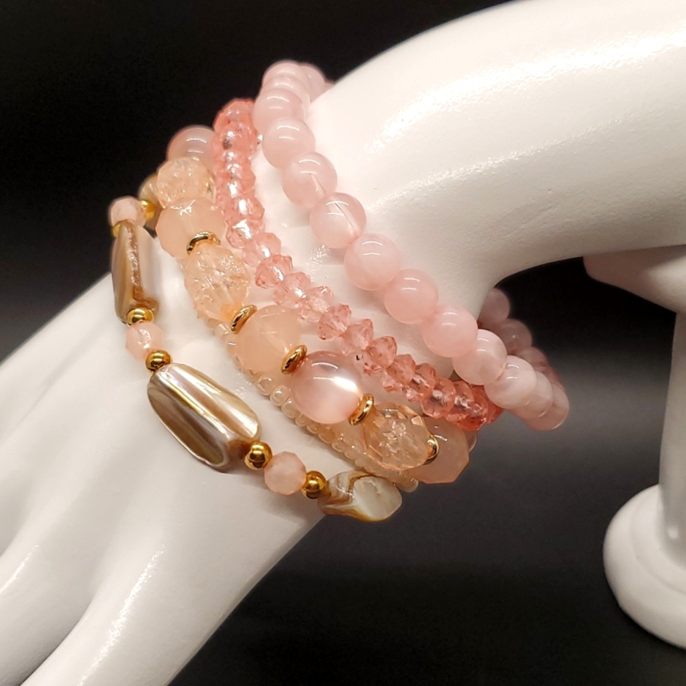 Stacking Pink glass shell plastic gold metal beads stretch bracelet